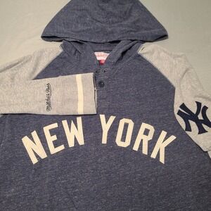 Mitchell & Ness Hoodie New York Yankees Mens Size M Blue Gray Henley Pullover
